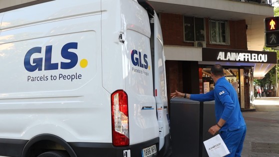 GLS colabora con la Fundación Alain Afflelou en la recogida solidaria de gafas usadas para darles una segunda vida.